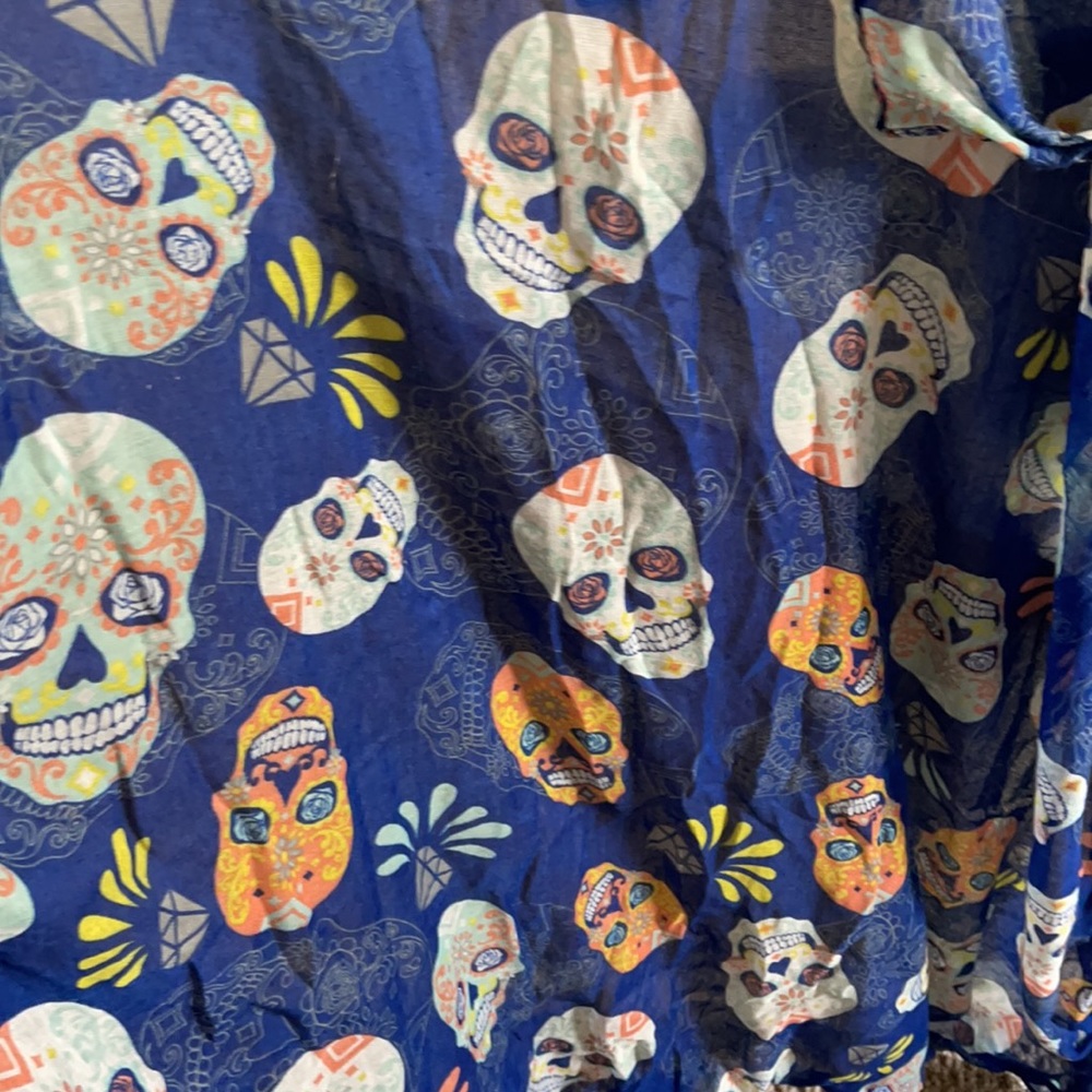 Sugar skull scarf - Picture 3 of 5
